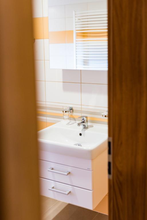 Apartmany Na Namesti Boží Dar Eksteriør bilde